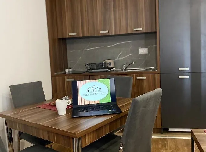 Milosavljevic-president Kop * 科帕奥尼克